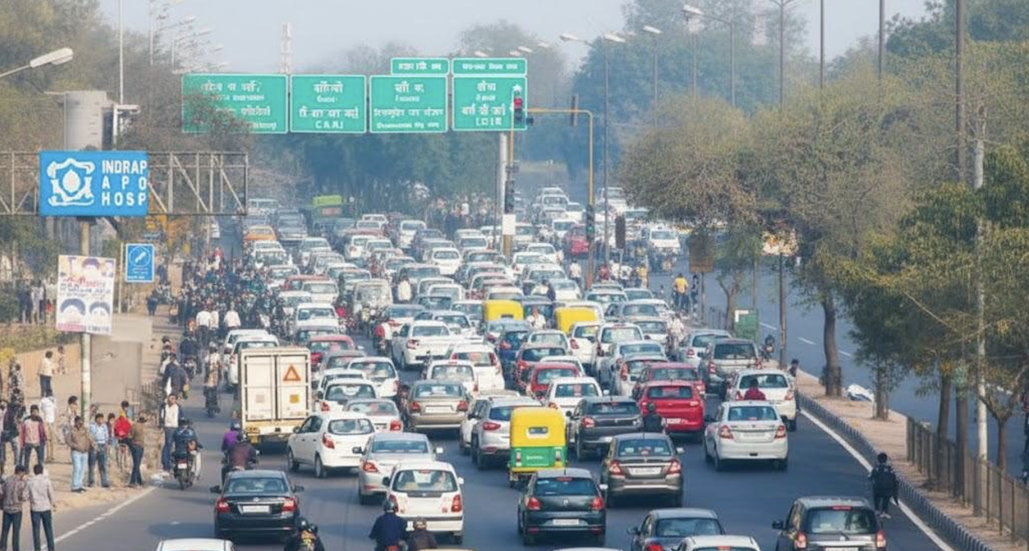 City traffic representing the need for shared mobility